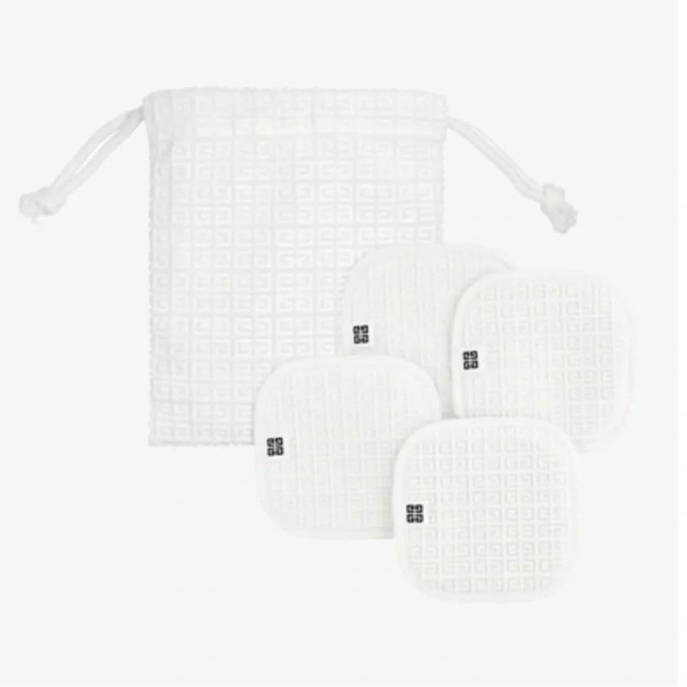 Givenchy Reusable Makeup Remover Pads with Pouch - Picture 1 of 4